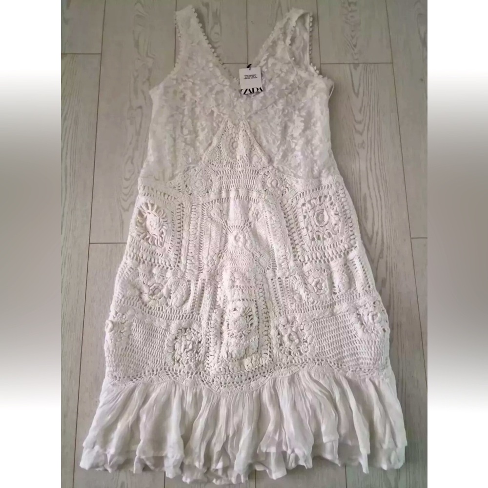 ZARA WHITE CONTRAST CROCHET KNIT MIDI DRESS Ruffled Hem $169 - Picture 7 of 8
